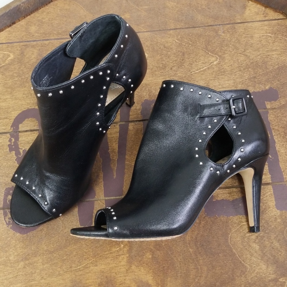 **HOST PICK** Vince Camuto | Leather Sz 5.5